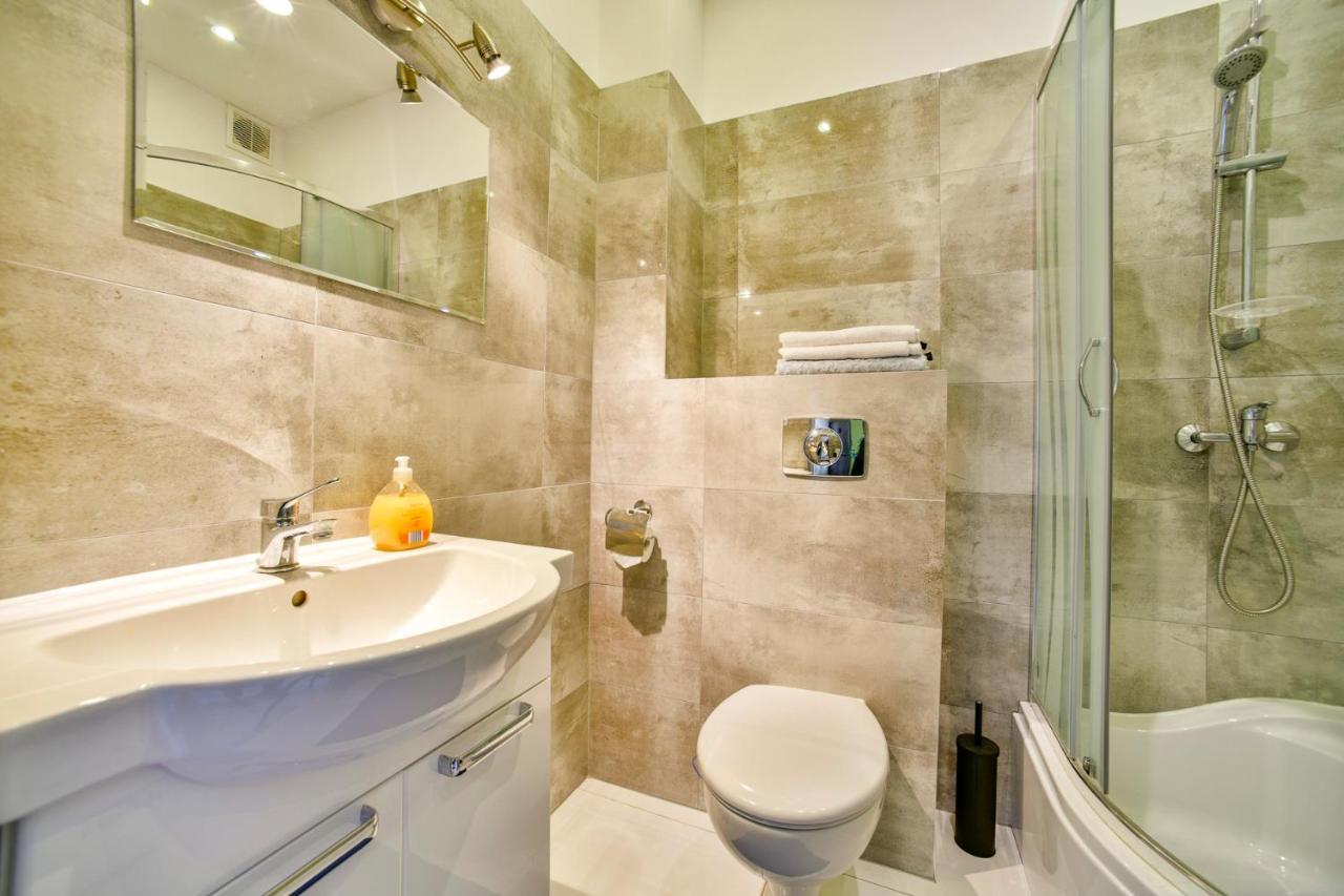 Apartament U Ewy W Kolobrzegu Podczele - 2 Sypialnie 50M2, Wifi I Darmowy Parking! Exteriör bild