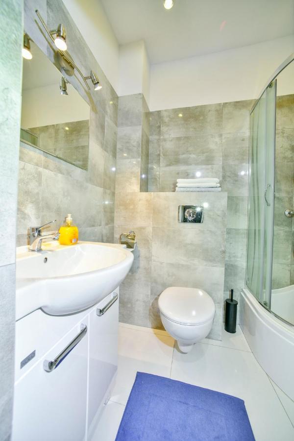 Apartament U Ewy W Kolobrzegu Podczele - 2 Sypialnie 50M2, Wifi I Darmowy Parking! Exteriör bild