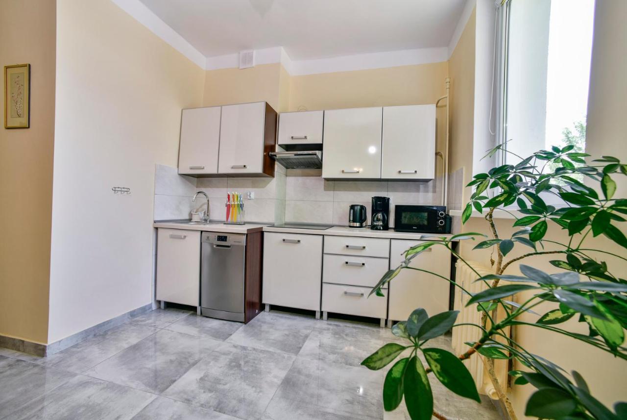 Apartament U Ewy W Kolobrzegu Podczele - 2 Sypialnie 50M2, Wifi I Darmowy Parking! Exteriör bild