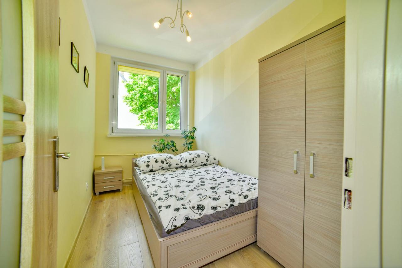 Apartament U Ewy W Kolobrzegu Podczele - 2 Sypialnie 50M2, Wifi I Darmowy Parking! Exteriör bild