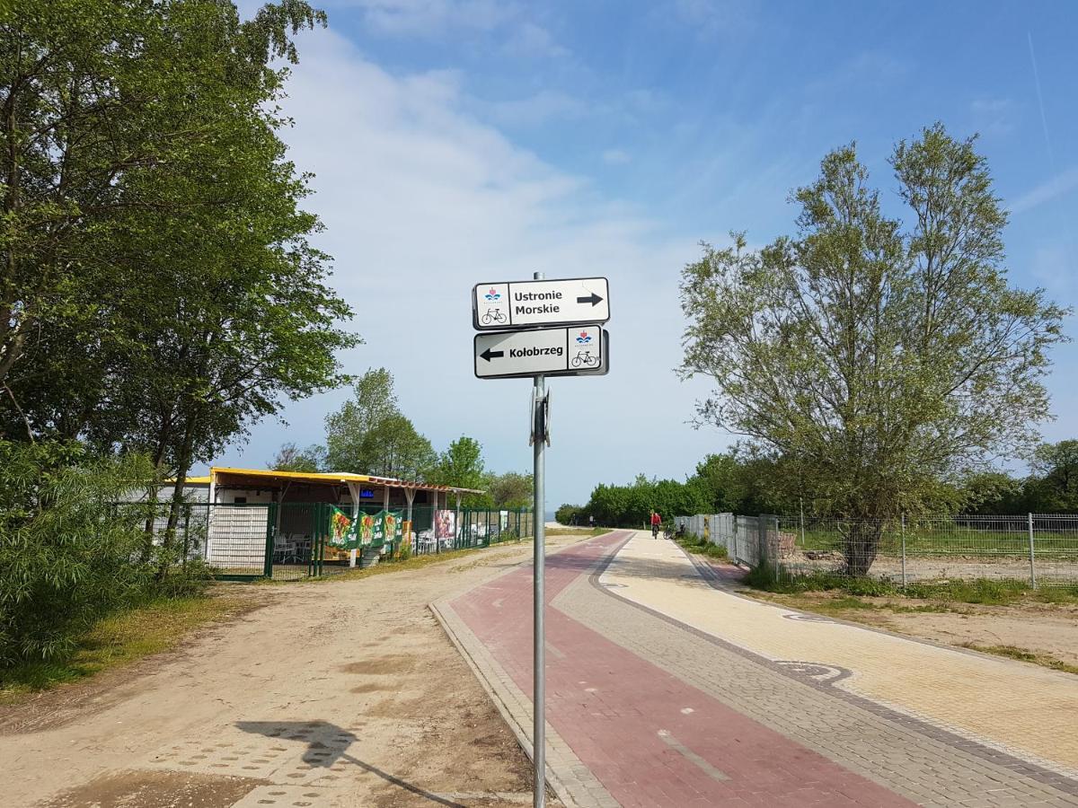 Apartament U Ewy W Kolobrzegu Podczele - 2 Sypialnie 50M2, Wifi I Darmowy Parking! Exteriör bild